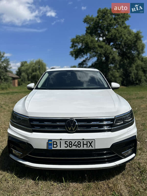 Внедорожник / Кроссовер Volkswagen Tiguan 2018 в Лохвице