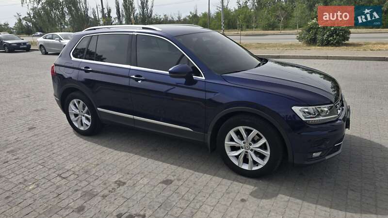 Внедорожник / Кроссовер Volkswagen Tiguan 2020 в Запорожье