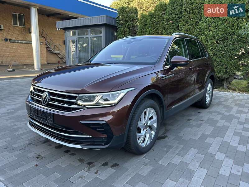 Позашляховик / Кросовер Volkswagen Tiguan 2021 в Києві