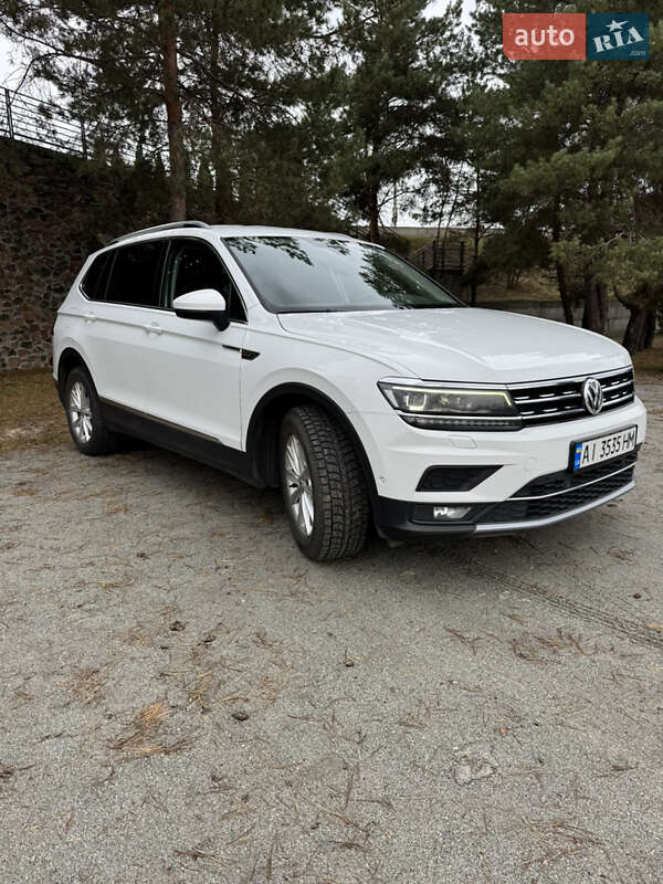 Позашляховик / Кросовер Volkswagen Tiguan 2018 в Києві Позашляховик / Кросовер Volkswagen Tiguan 2018 в Києві
