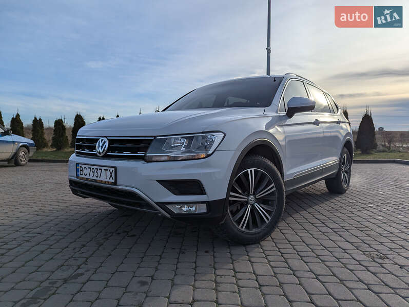 Внедорожник / Кроссовер Volkswagen Tiguan 2018 в Городке