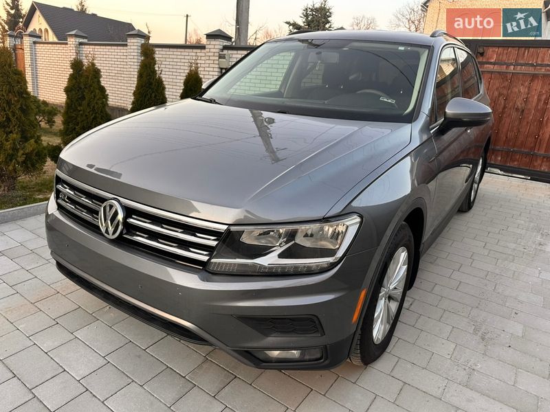 Внедорожник / Кроссовер Volkswagen Tiguan 2018 в Львове
