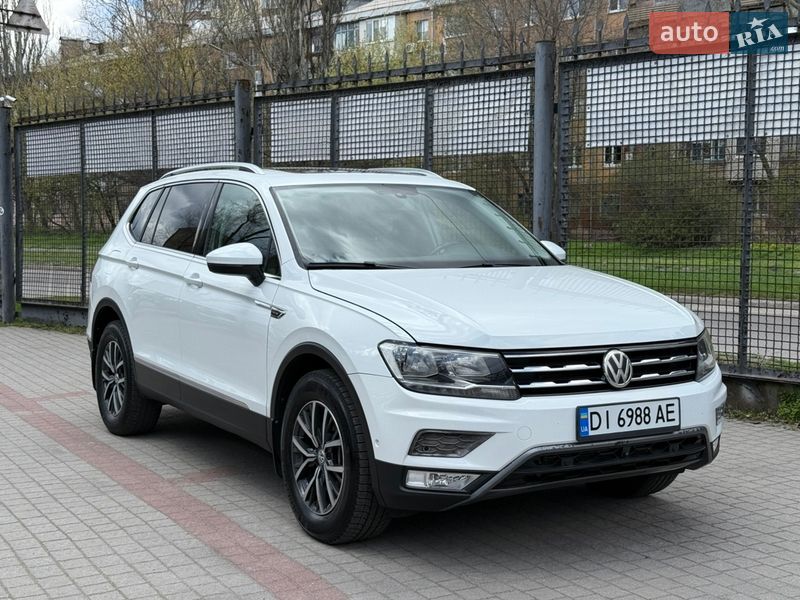 Позашляховик / Кросовер Volkswagen Tiguan 2018 в Запоріжжі Позашляховик / Кросовер Volkswagen Tiguan 2018 в Запоріжжі