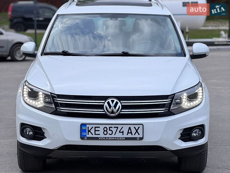 Позашляховик / Кросовер Volkswagen Tiguan 2015 в Дніпрі