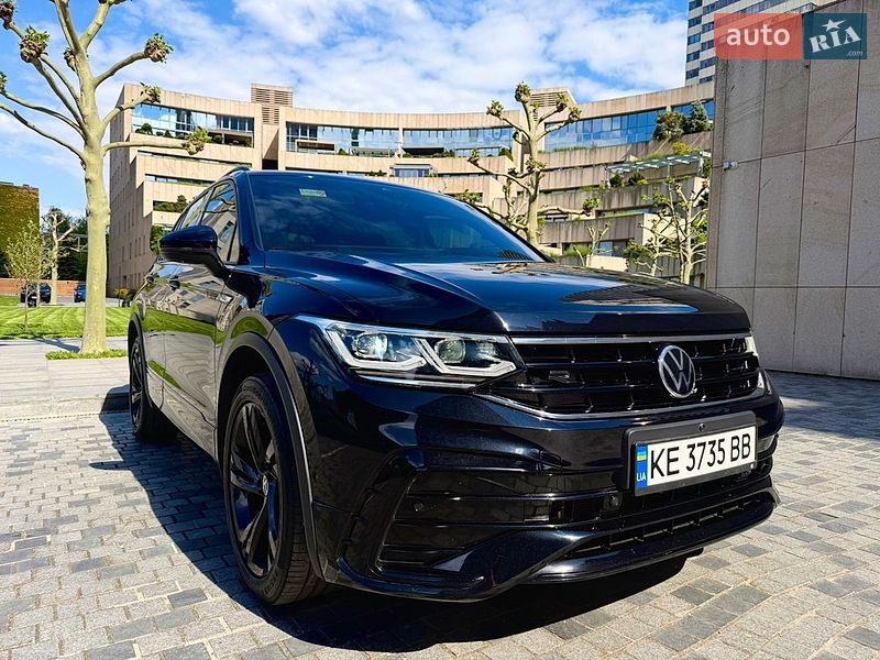 Внедорожник / Кроссовер Volkswagen Tiguan 2021 в Днепре