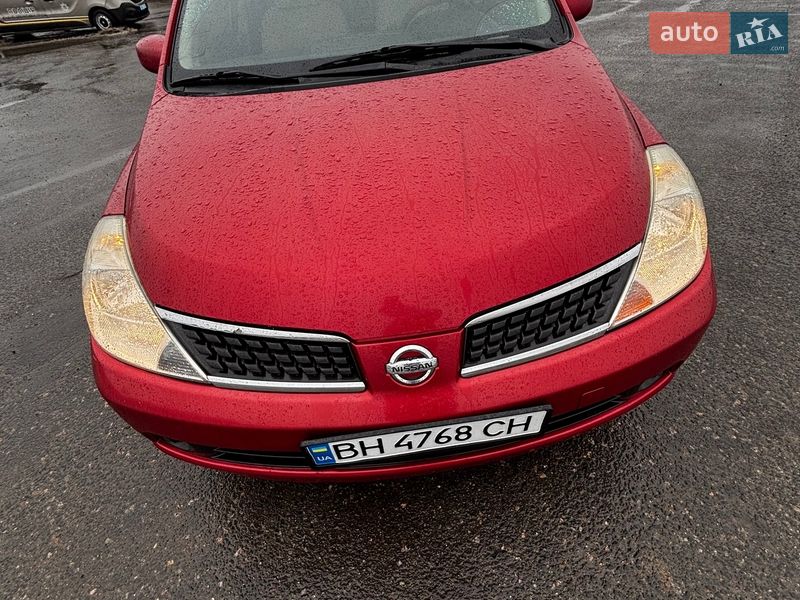 Хэтчбек Nissan TIIDA 2008 в Одессе