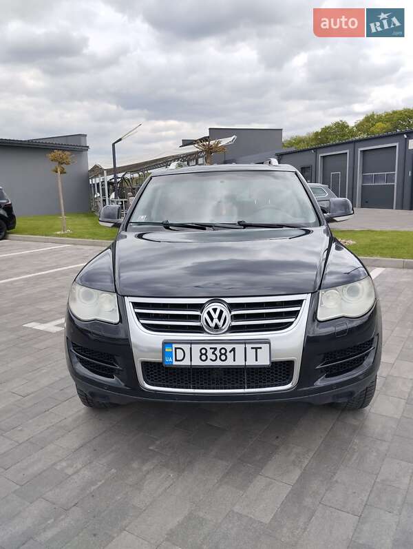 Внедорожник / Кроссовер Volkswagen Touareg 2008 в Рованцах