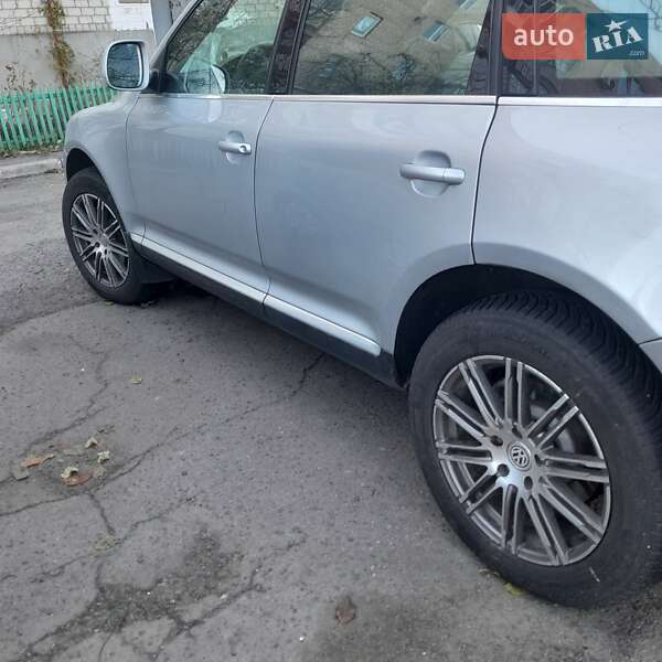 Внедорожник / Кроссовер Volkswagen Touareg 2008 в Подольске