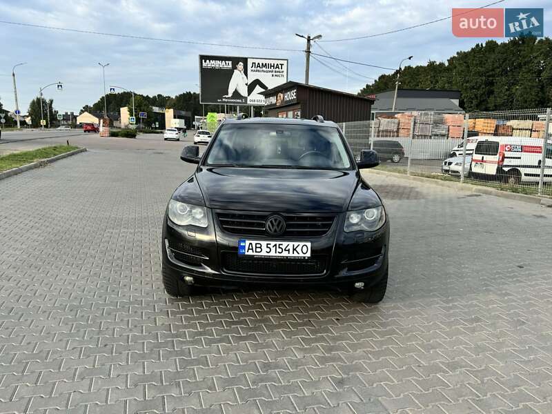Внедорожник / Кроссовер Volkswagen Touareg 2010 в Ладыжине Внедорожник / Кроссовер Volkswagen Touareg 2010 в Ладыжине