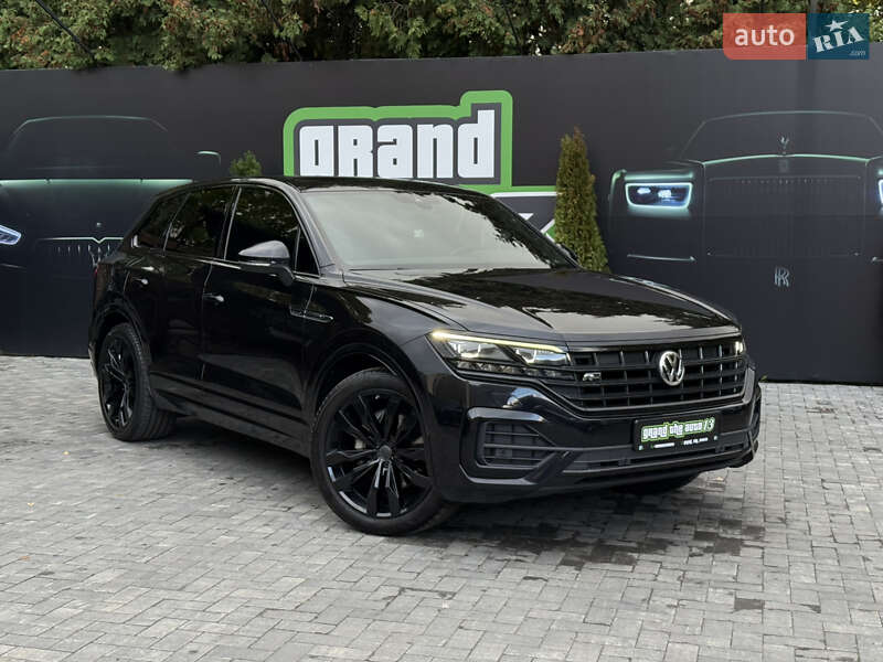 Внедорожник / Кроссовер Volkswagen Touareg 2020 в Киеве