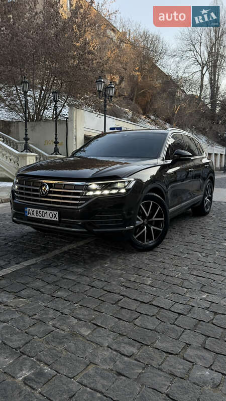 Внедорожник / Кроссовер Volkswagen Touareg 2022 в Одессе