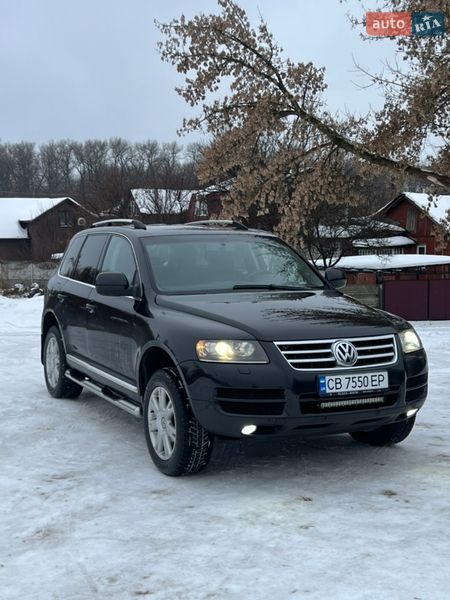 Позашляховик / Кросовер Volkswagen Touareg 2005 в Чернігові