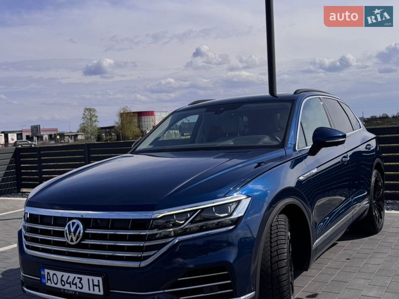 Внедорожник / Кроссовер Volkswagen Touareg 2019 в Мукачево