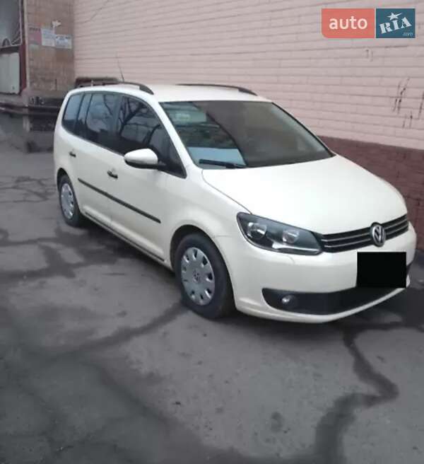 Микровэн Volkswagen Touran 2015 в Кривом Роге