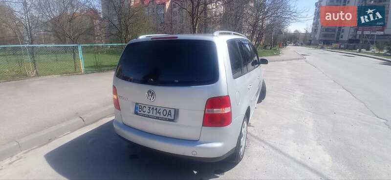Минивэн Volkswagen Touran 2005 в Трускавце