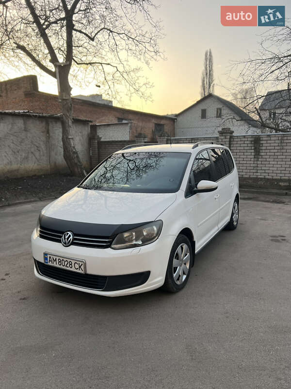 Минивэн Volkswagen Touran 2012 в Житомире Минивэн Volkswagen Touran 2012 в Житомире