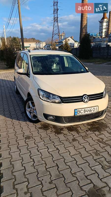 Минивэн Volkswagen Touran 2011 в Львове