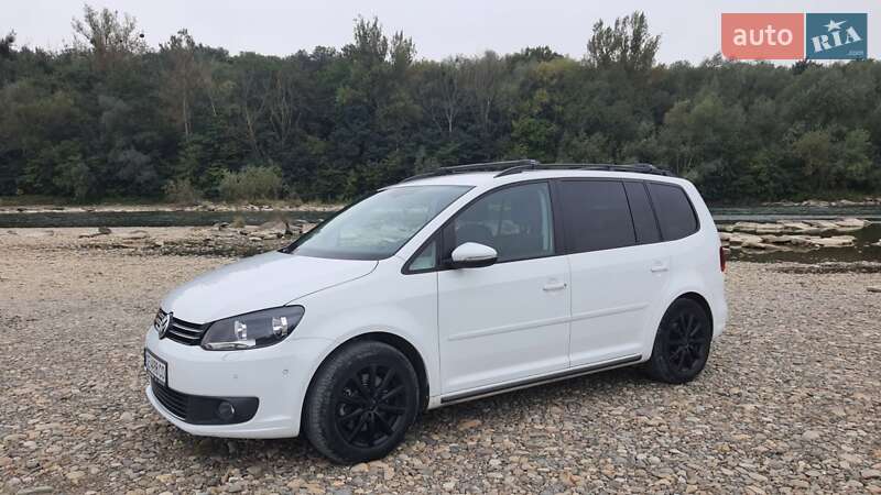 Минивэн Volkswagen Touran 2015 в Черновцах Минивэн Volkswagen Touran 2015 в Черновцах