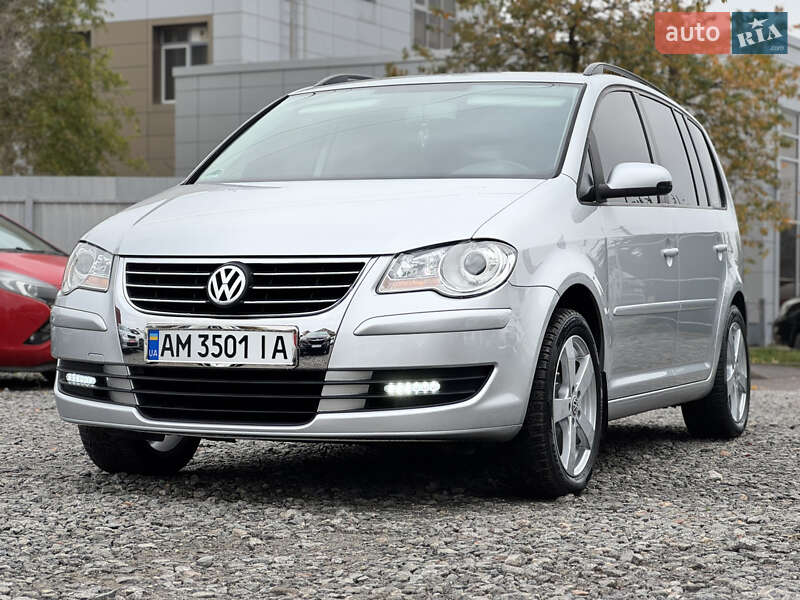 Минивэн Volkswagen Touran 2007 в Бердичеве