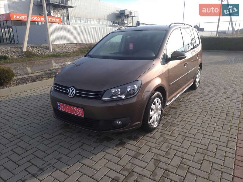 Мінівен Volkswagen Touran 2012 в Хусті