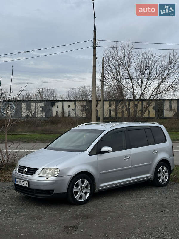 Мінівен Volkswagen Touran 2004 в Харкові