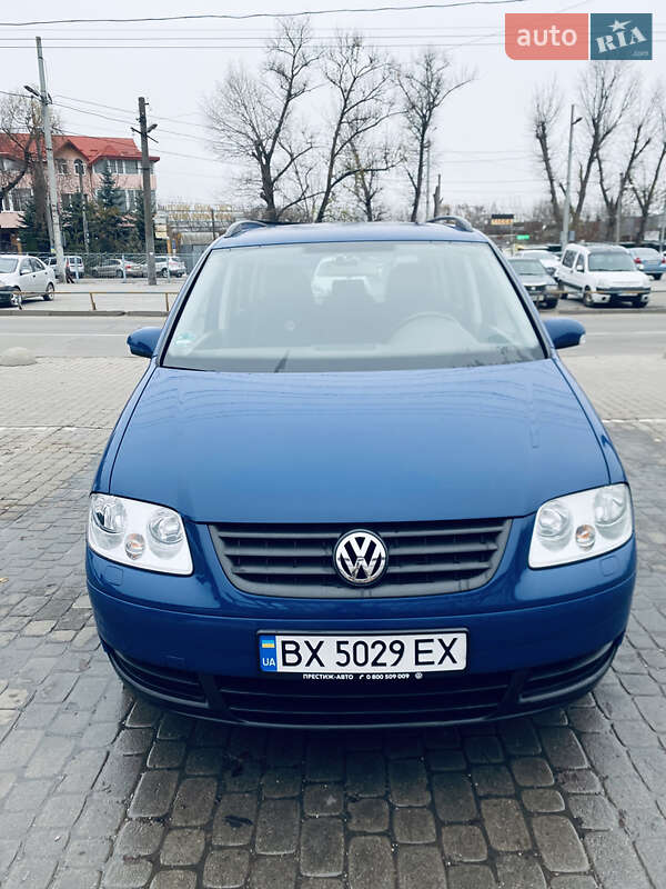 Минивэн Volkswagen Touran 2005 в Хмельницком