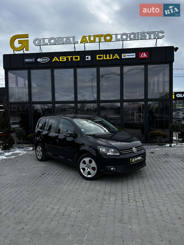 Минивэн Volkswagen Touran 2014 в Львове Минивэн Volkswagen Touran 2014 в Львове