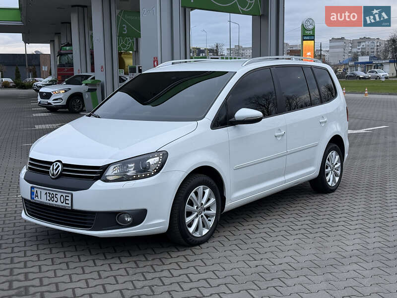 Минивэн Volkswagen Touran 2015 в Житомире