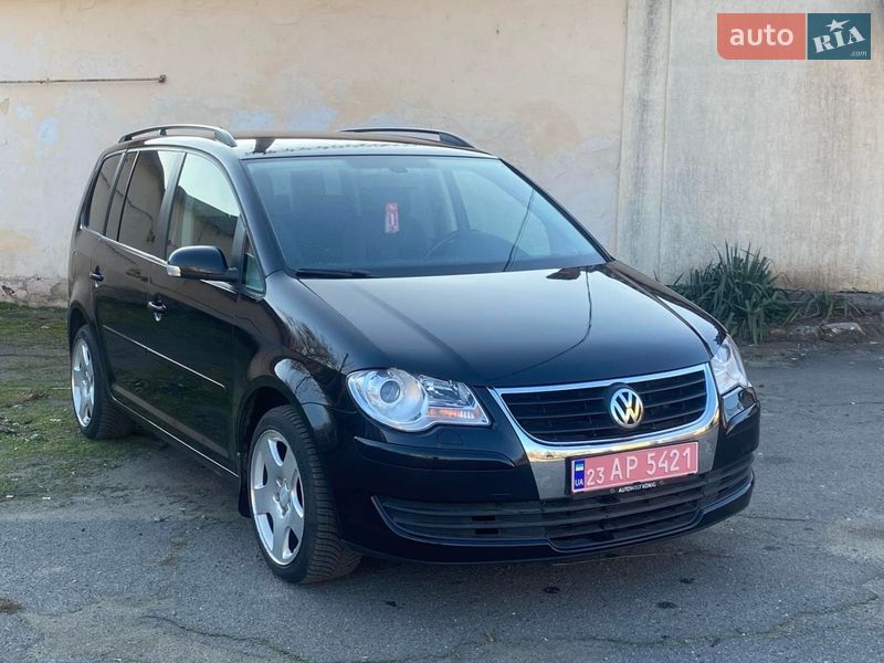 Минивэн Volkswagen Touran 2009 в Вознесенске Минивэн Volkswagen Touran 2009 в Вознесенске