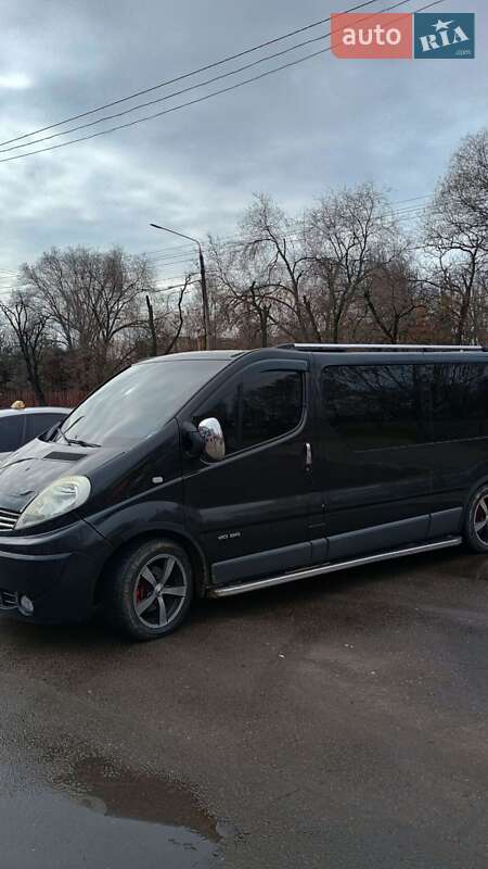 Минивэн Renault Trafic 2010 в Братском