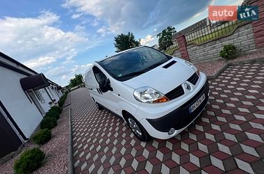 Грузовой фургон Renault Trafic 2010 в Ровно Грузовой фургон Renault Trafic 2010 в Ровно