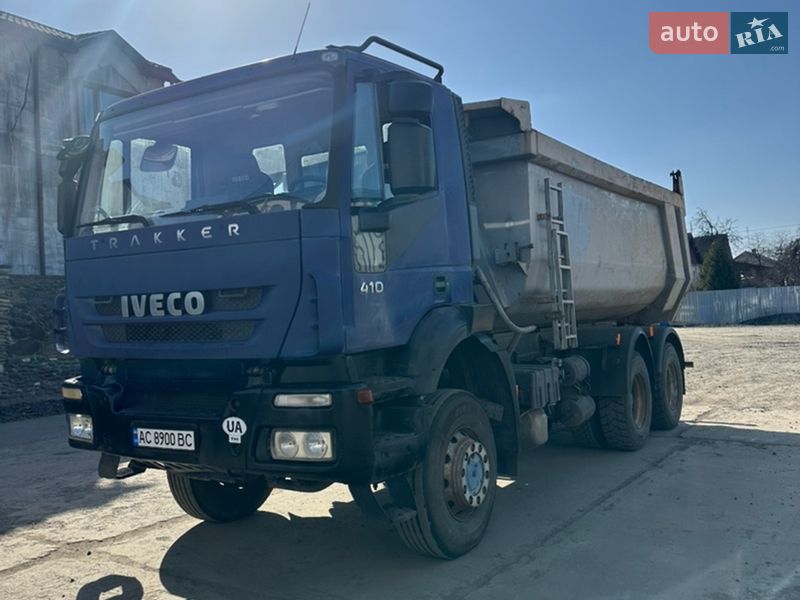 Самоскид Iveco Trakker 2008 в Луцьку