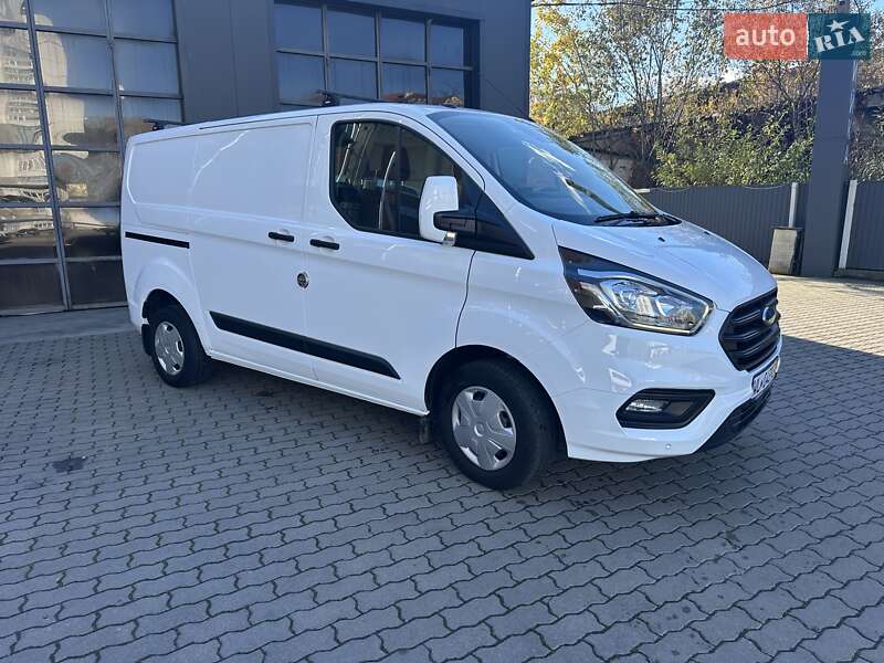 Вантажний фургон Ford Transit Custom 2018 в Калуші