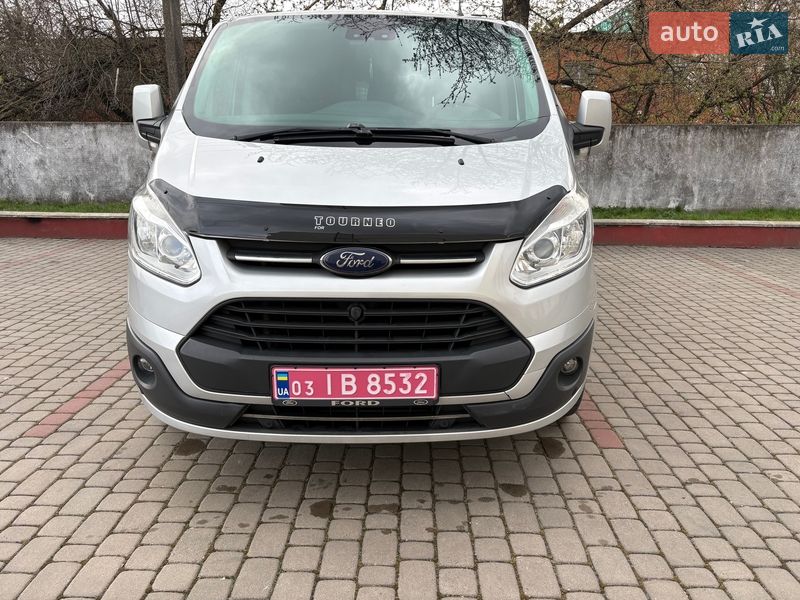 Грузопассажирский фургон Ford Transit Custom 2017 в Дубно