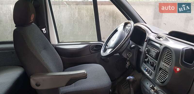 Микроавтобус Ford Transit 2000 в Днепре