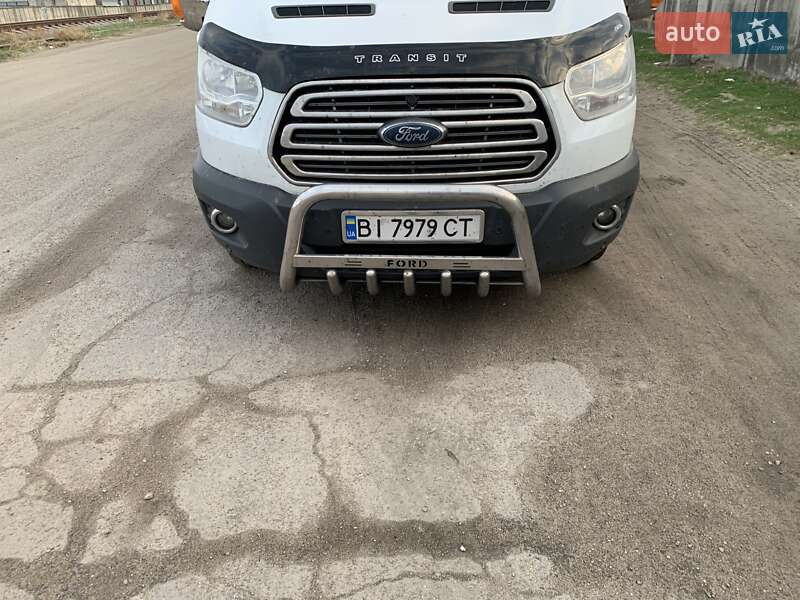 Грузовой фургон Ford Transit 2015 в Полтаве