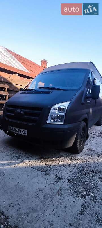 Микроавтобус Ford Transit 2007 в Киеве