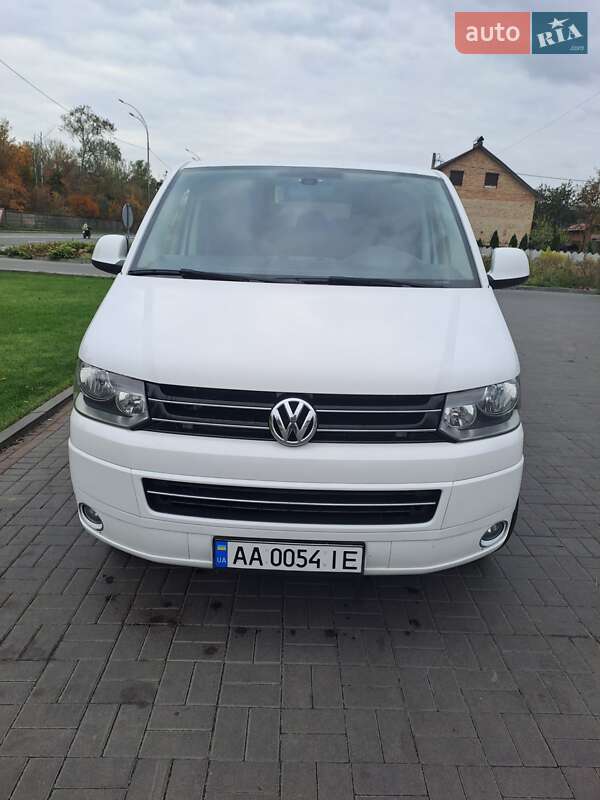 Минивэн Volkswagen Transporter 2014 в Киеве