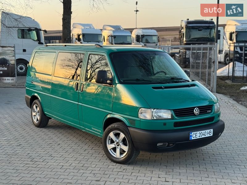Минивэн Volkswagen Transporter 2003 в Черновцах