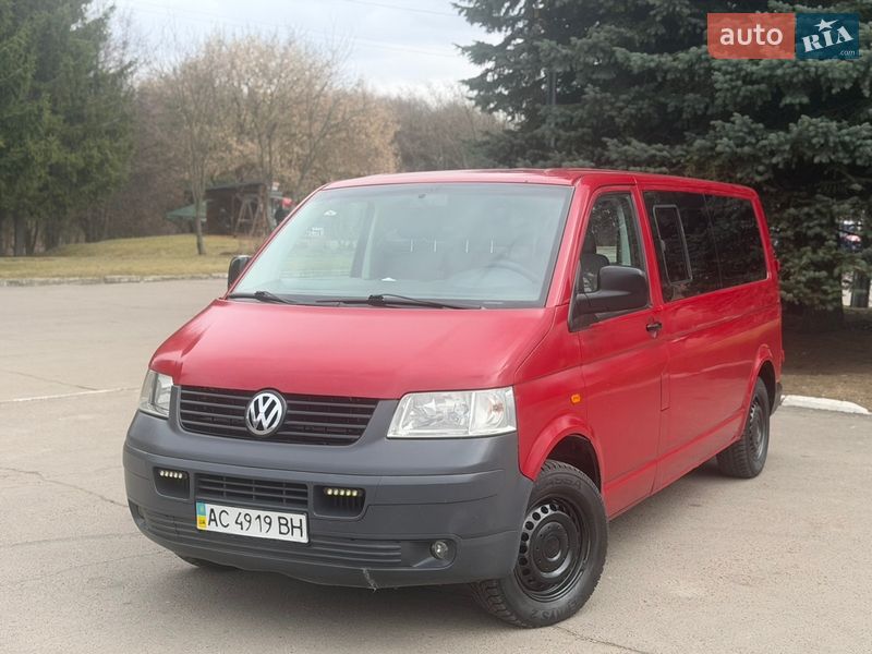 Минивэн Volkswagen Transporter 2006 в Ровно