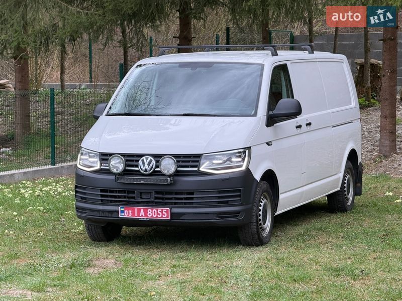 Грузовой фургон Volkswagen Transporter 2016 в Тячеве