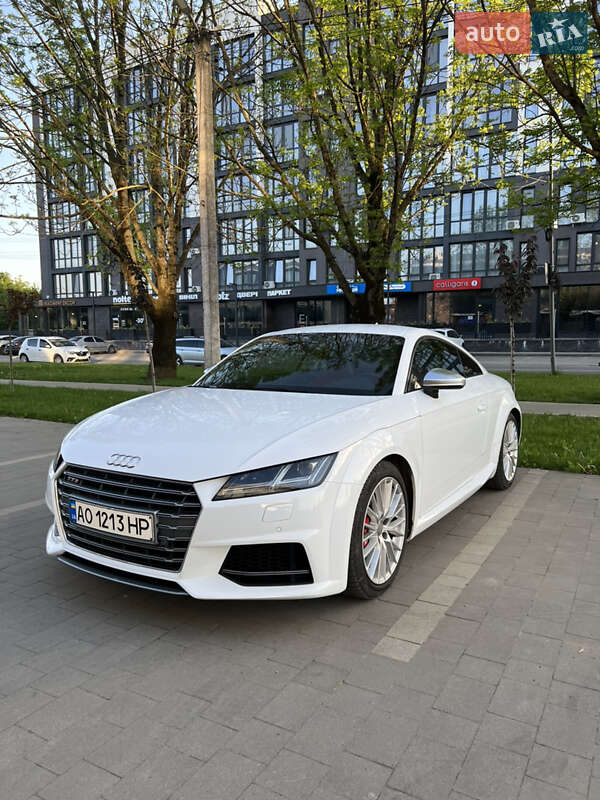 Купе Audi TT S 2016 в Ужгороде Купе Audi TT S 2016 в Ужгороде