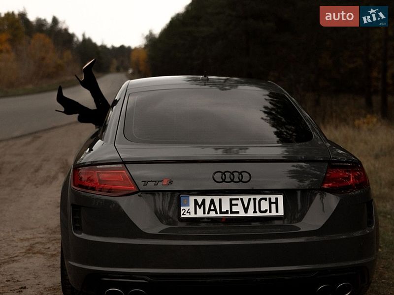 Купе Audi TT S 2019 в Киеве Купе Audi TT S 2019 в Киеве