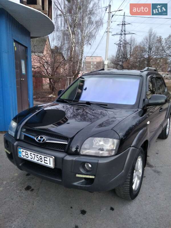 Внедорожник / Кроссовер Hyundai Tucson 2008 в Чернигове Внедорожник / Кроссовер Hyundai Tucson 2008 в Чернигове