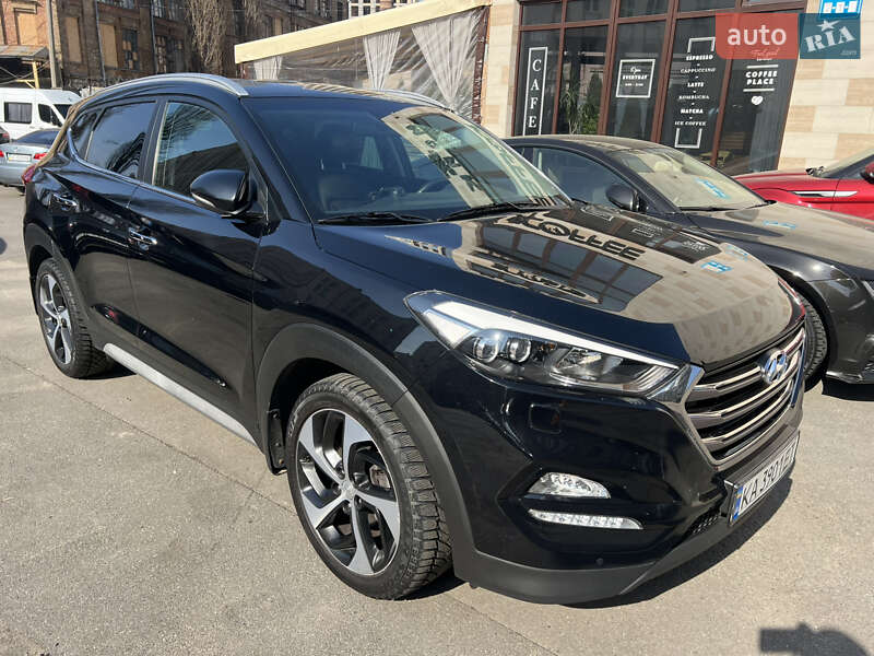 Позашляховик / Кросовер Hyundai Tucson 2017 в Києві