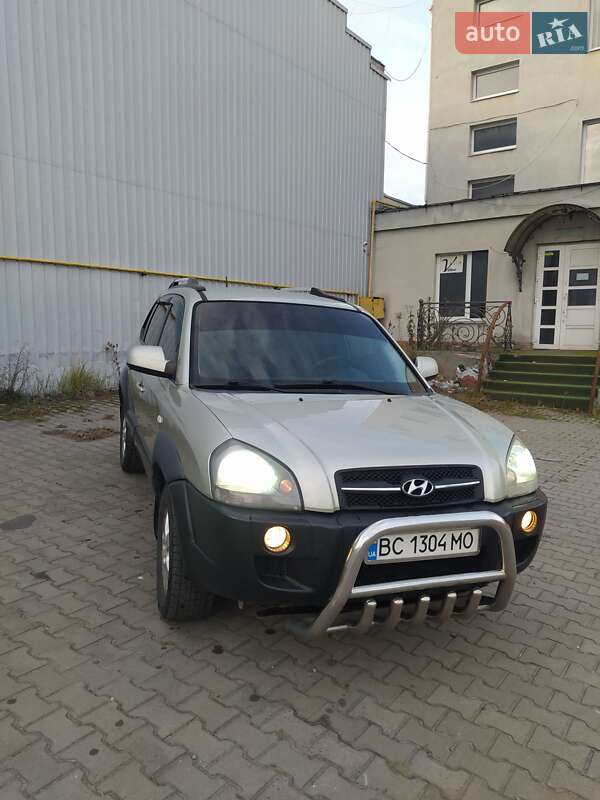 Внедорожник / Кроссовер Hyundai Tucson 2007 в Шептицькому Внедорожник / Кроссовер Hyundai Tucson 2007 в Шептицькому