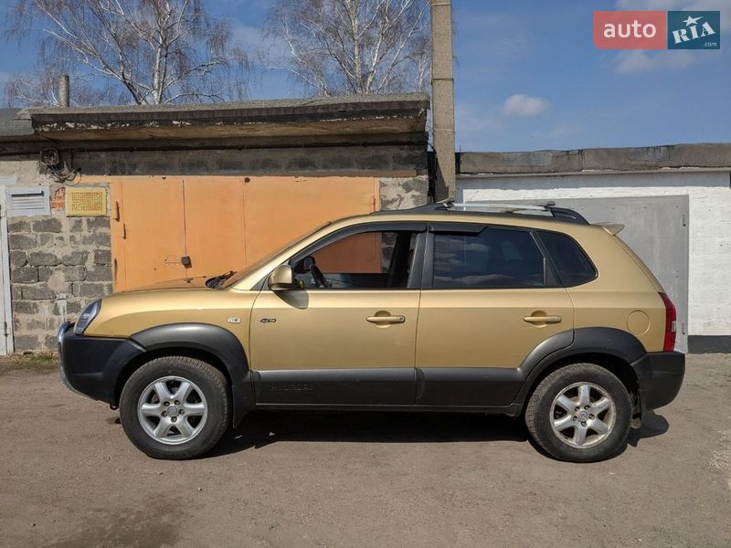 Внедорожник / Кроссовер Hyundai Tucson 2004 в Харькове