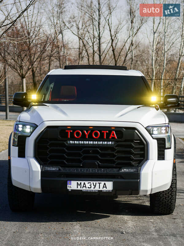Пикап Toyota Tundra 2023 в Ивано-Франковске