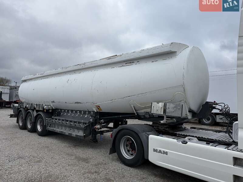 Цистерна полуприцеп General Trailers TX 2000 в Виннице
