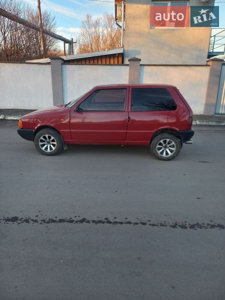 Хэтчбек Fiat Uno 1987 в Дрогобыче